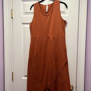 Casual dress. Never worn.